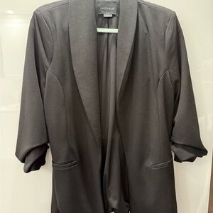 Sporty Women's Black Blazer